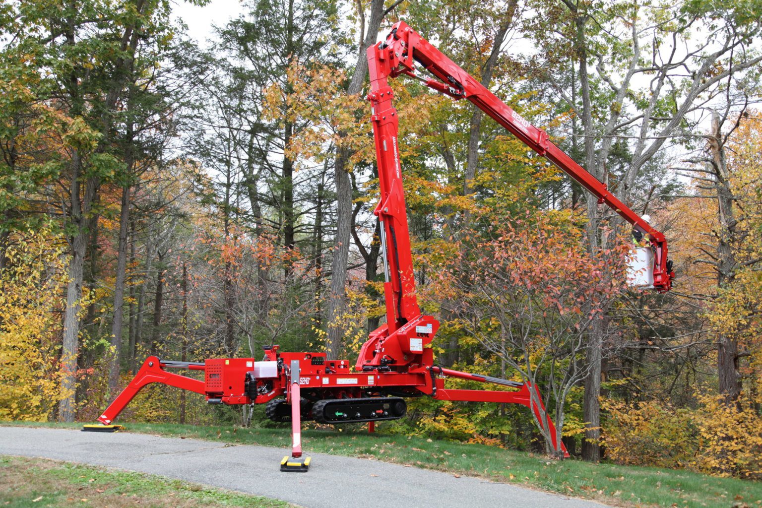 CMC 92HD Arbor Pro Tracked Lift for Sale and Rent - CanLift