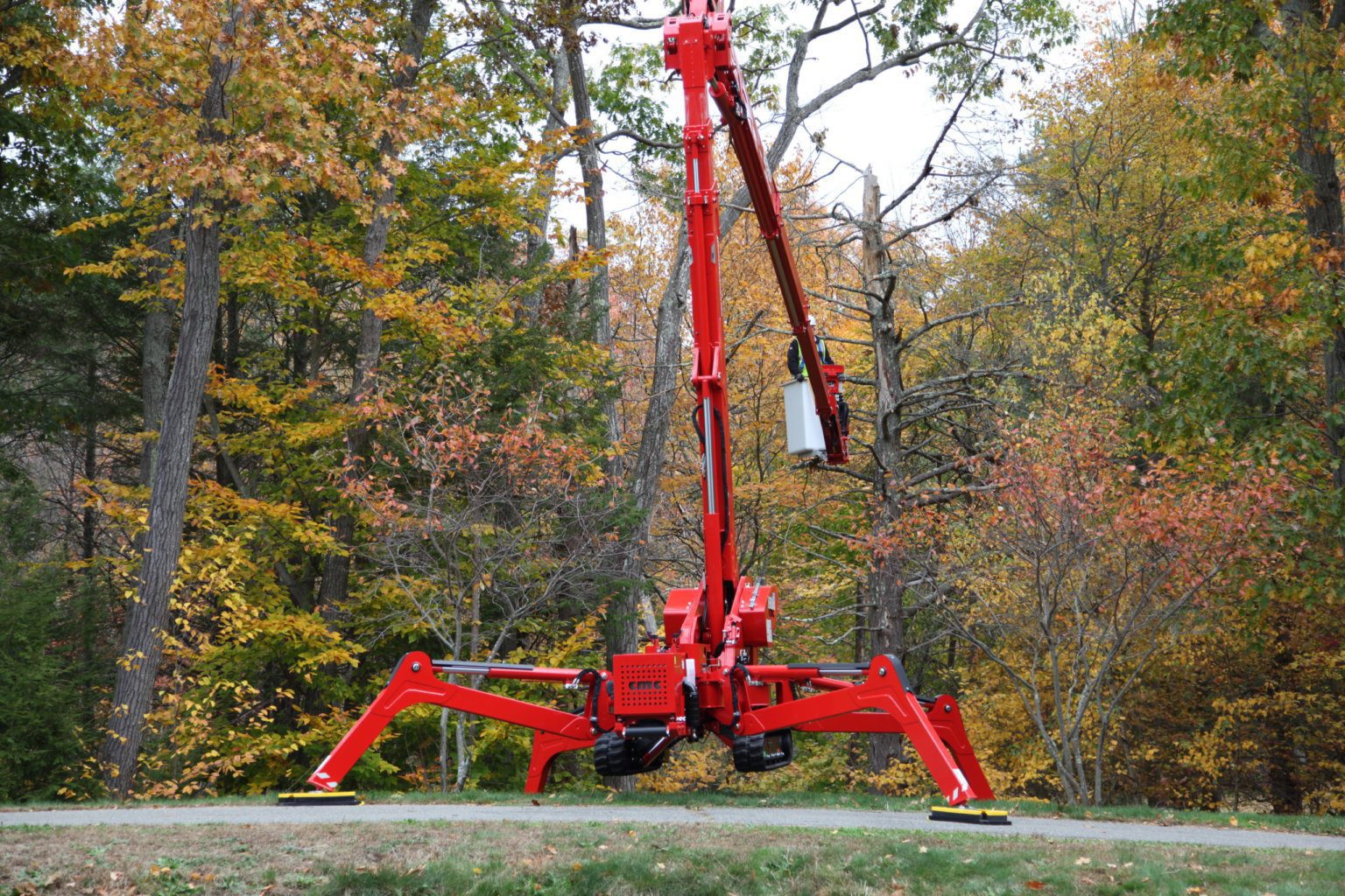 Cmc 92hd Arbor Pro Tracked Lift For Sale And Rent - Canlift