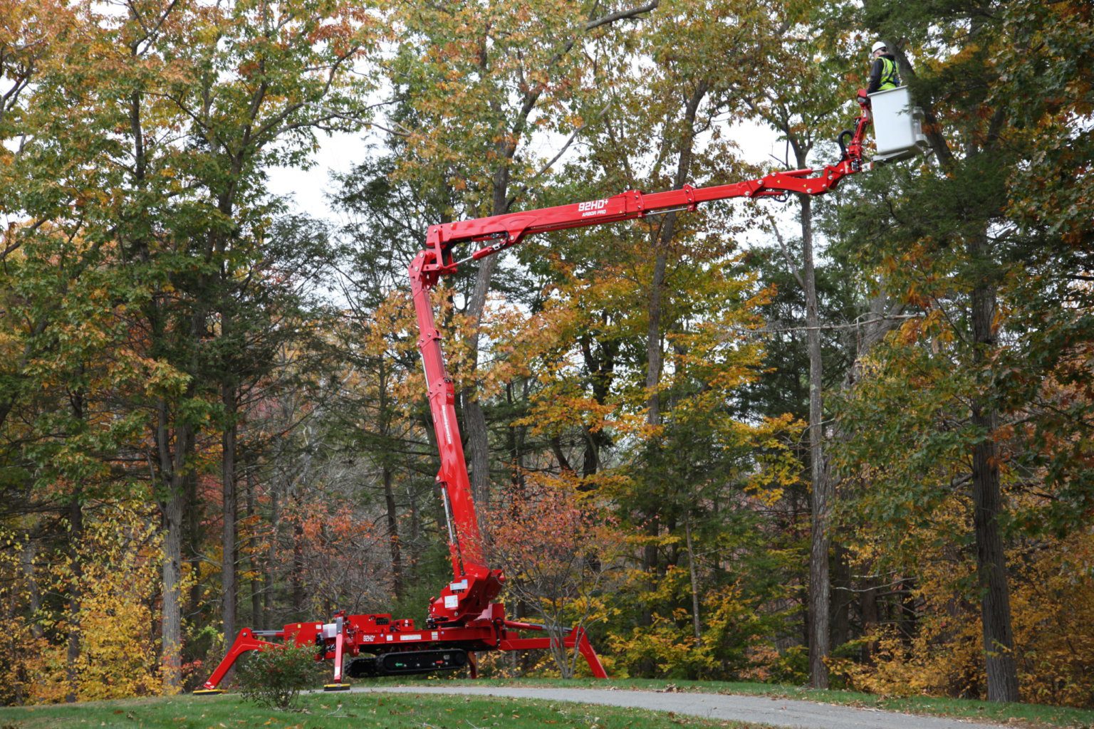 CMC 92HD Arbor Pro Tracked Lift for Sale and Rent - CanLift